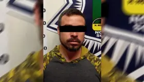 Termina detenido por conductas inapropiadas frente a casa de ex novia