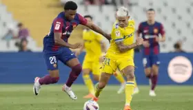 Barsa consigue primer triunfo