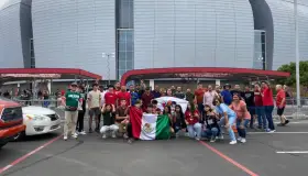 Acuden nogalenses a juego de los Cards