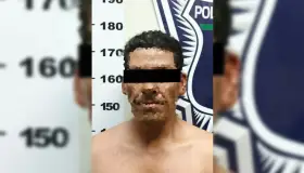 Agrede a policías tras negarse al arresto