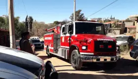 Presenta daños vivienda por incendio en La Granja