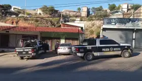 Quita la vida padrastro a hijastra con cuchillo; hiere a mamá y abuela