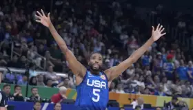 Encabeza Bridges al Dream Team