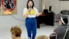 Imparten conferencias en el Día Internacional de la Mujer Indígena