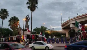 Resalta maestra identidad y valores por la patria en educación