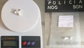 Detienen a conductor de taxi por posesión de droga