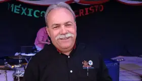 Festejan cristianos las fiestas patrias con alabanzas y testimonios