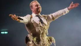 Sam Smith lleva a sus fans al paraíso