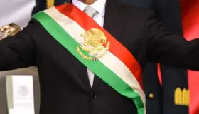 Propone Morena pase directo a expresidentes al Senado