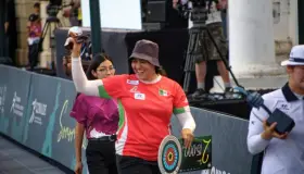 Alex buscará refrendar