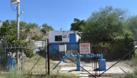 Trabaja el Oomapas para rehabilitar suministro en la Solidaridad