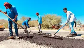 Siguen trabajos de bacheo en calles de Nogales