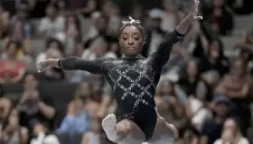 Biles regresa a escena