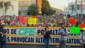 Sostiene gobernador apoyará a líder de Usuarios Unidos de Hermosillo