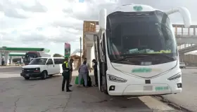 Sigue rescate de menores migrantes que viajan sin compañía