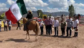 Pone en marcha gobernador el Segundo Circuito Estatal de Rodeo
