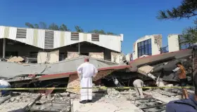 Suman 11 muertos por derrumbe de iglesia en Tamaulipas en plena misa