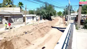 Introducen red sanitaria y de agua potable en tramo de la Tecnológico
