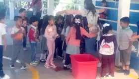 Celebran el Día del Docente