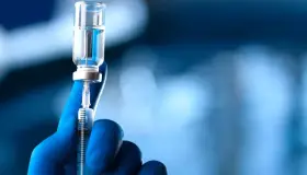Esperan llegada de vacuna doble de Covid-19 e infuenza