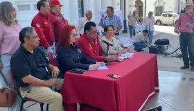 Exigen solución a conflictos ambiental y laboral a Grupo México