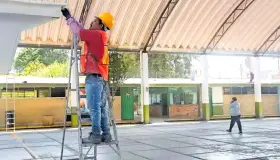 Supervisarán infraestructuras en planteles escolares