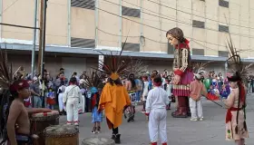 Amal trae un mensaje de paz a la frontera