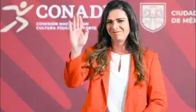 Propone Ana Gabriela Guevara quitar premio a medallistas para apoyo de damnificados
