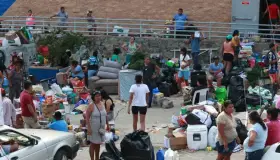 Costarán despensas para damnificados por “Otis” 3 mil mdp: AMLO