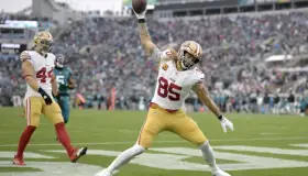 Vuelven los Niners a senda ganadora