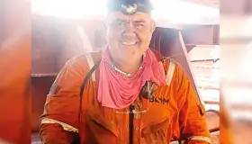 Por vacaciones mexicano se bajó antes de buque secuestrado