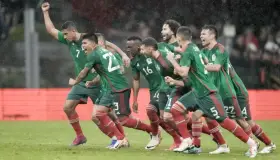 Salva la victoria a Jimmy Lozano