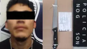 Arrestan a sujeto agresivo y armado con un cuchillo