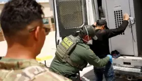 Registra frontera Mex-USA récord en procesamiento de detenciones