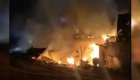 Denuncia propietario que fue intencional incendio en taller