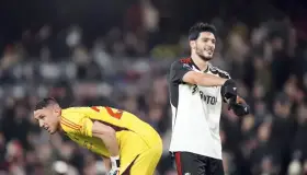 Dos de Jiménez al ganar Fulham