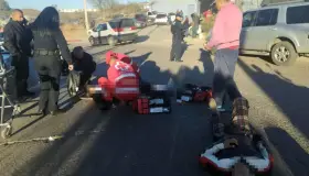 Resulta lesionada mujer embarazada en choque