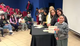 Premian a ganadores de concurso sobre derechos humanos