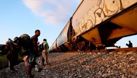 Reconoce gobierno federal que migración aumentó un 31%