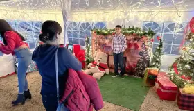 Disfrutan de la Villa Navideña en el IBJEM