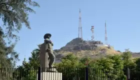 Recomiendan regresar estatua de Jesús García a Parque Madero