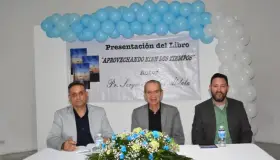 Presenta Sergio Sánchez su libro en museo