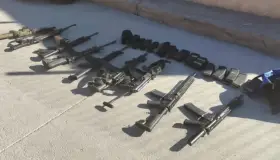 Detienen la Sedena y la GN a personas en posesión de armamento