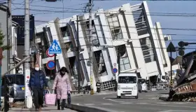 Suman 73 personas muertas tras terremoto en Japón