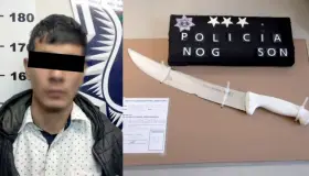 Aprenden a sujeto con un cuchillo en la calle