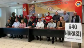 Anuncia la CTM marcha para exigir aprobación de reducción de jornada laboral