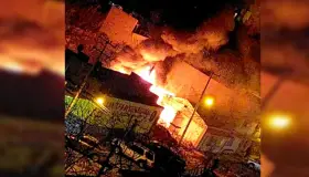 Destruye fuego dos viviendas provocados por anafres