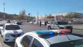 Infraccionan a taxistas en operativo de revisión