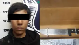 Con cuchillo amenaza a peatones