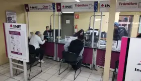 INE extiende horario de trámites por fin de credencialización